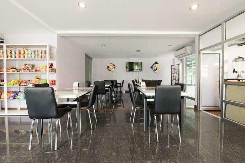 Aparthotel Oyo 364 Winner Sriracha Serviced Apartment