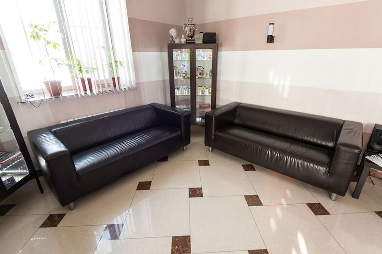 Hotel 1-st Train
