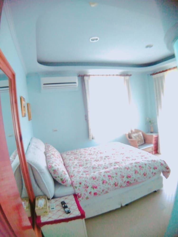 Riverside B&B