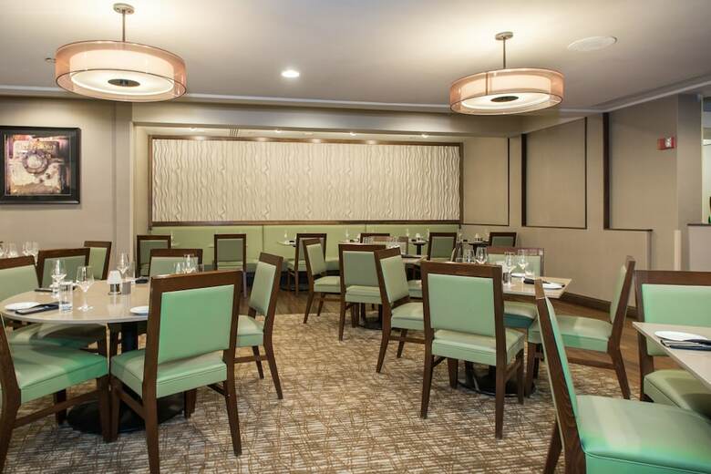 Hotel Doubletree By Hilton Cleveland East Beachwood