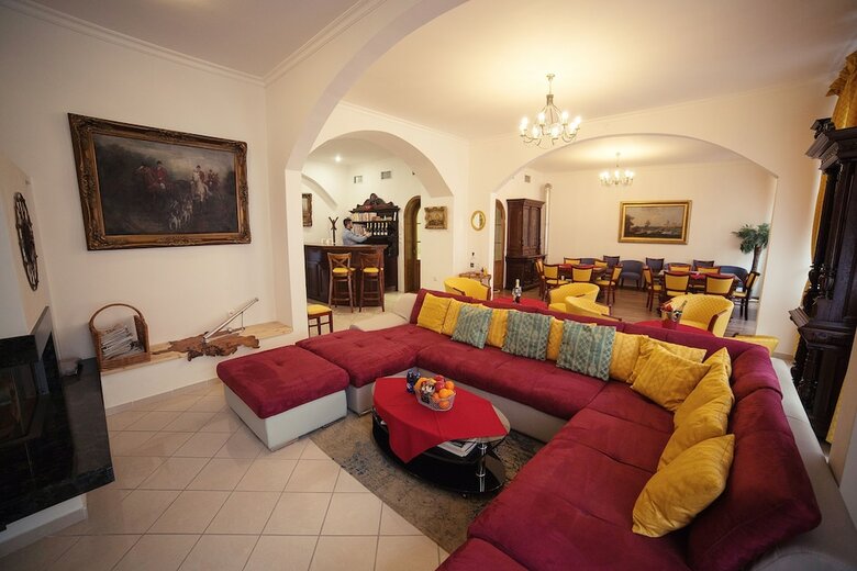 Hotel Bristol