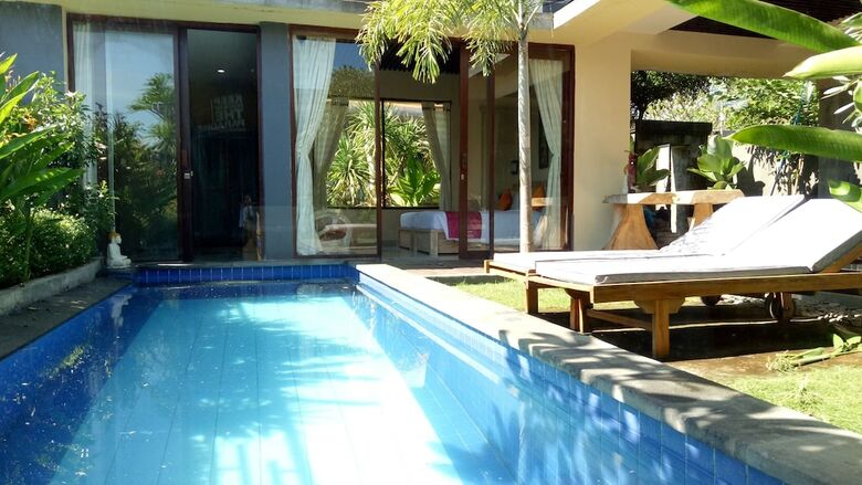 Hotel Oyo 2667 Aron Guest House