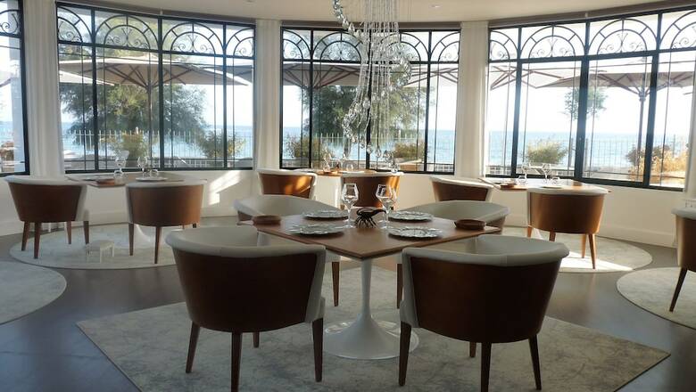 Grand Hotel Des Sablettes Plage, Curio Collection By Hilton