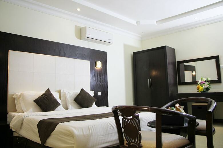 Apartamentos Al Muhaidb Residence Al Maidan