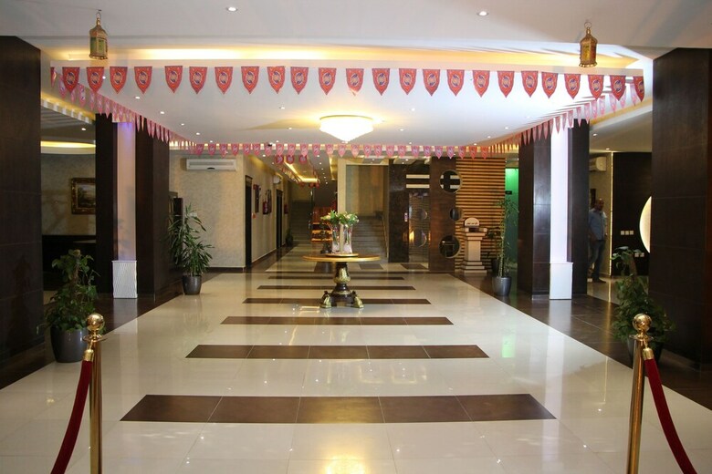 Apartamentos Al Muhaidb Residence Al Maidan