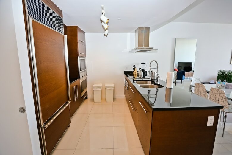 Nuovo Miami Apartments At Icon Brickell