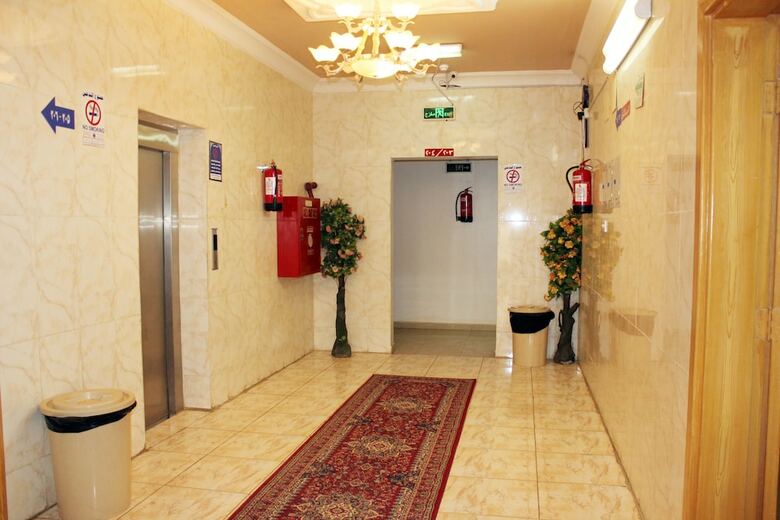 Al Eairy Furnished Apartments Qassim 3