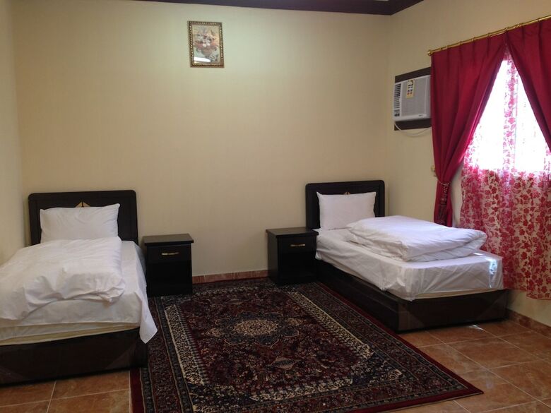 Al Eairy Furnished Apartments Tabuk 1