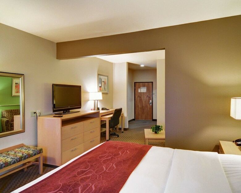 Hotel Comfort Suites Lindale - Tyler North