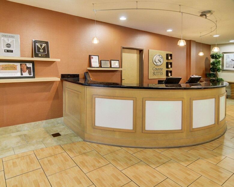 Hotel Comfort Suites Lindale - Tyler North