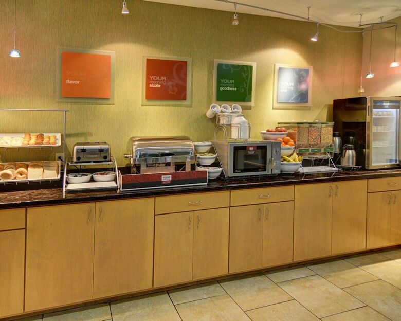 Hotel Comfort Suites Lindale - Tyler North
