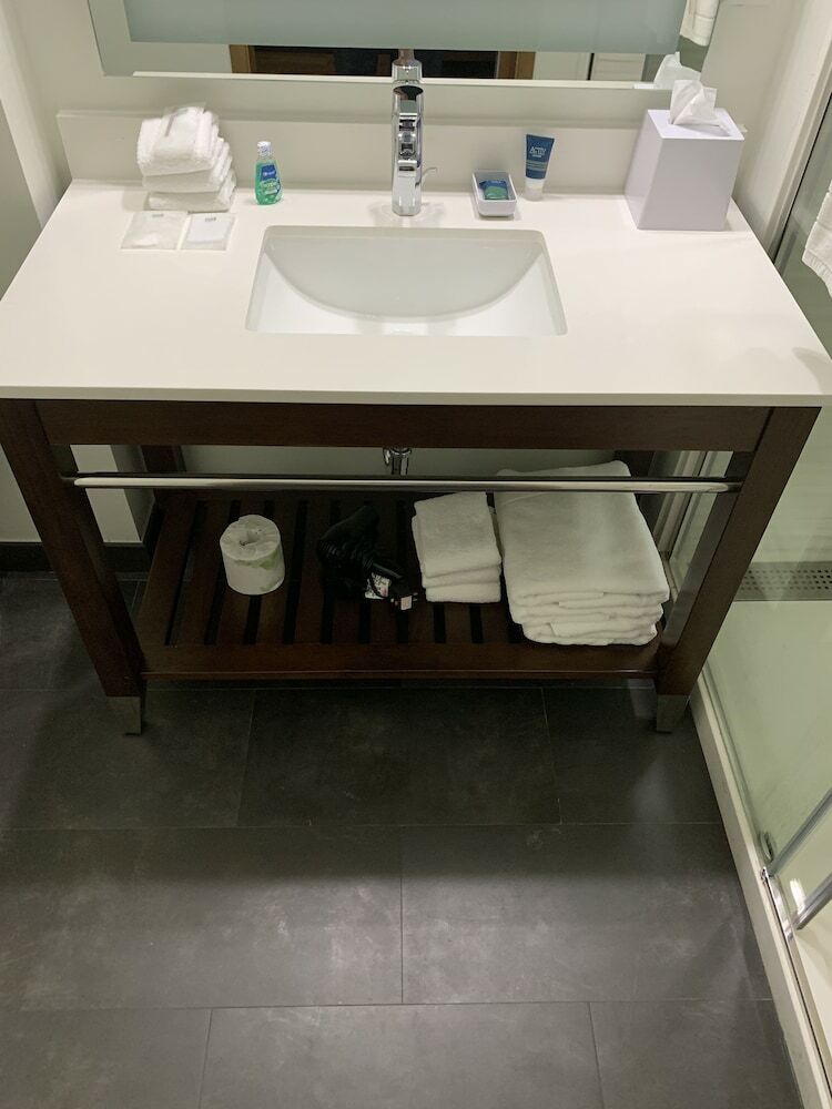 Hotel Four Points By Sheraton Houston Intercontinental Airport
