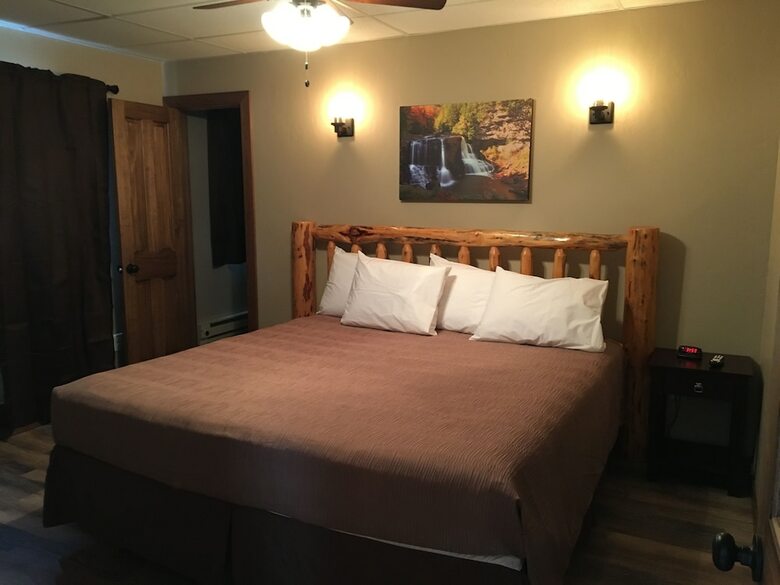 Hotel Glacier Basecamp Lodge