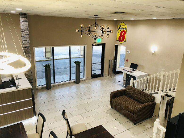 Hotel Super 8 By Wyndham Omaha Sw