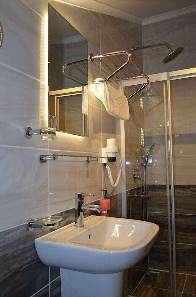 Kayi Hotel