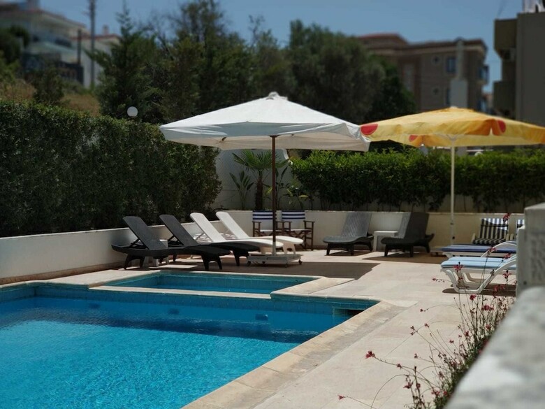 Cicek Apart Hotel