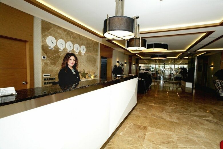 Dreamlife Hotel