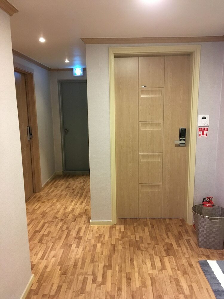 Hostal Guesthouse Ryuga - Hostel
