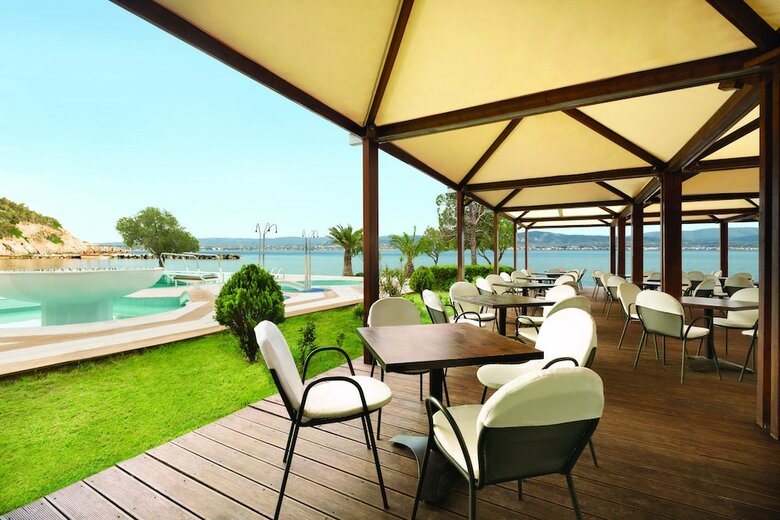 Hotel Ramada By Wyndham Loutraki Poseidon Resort