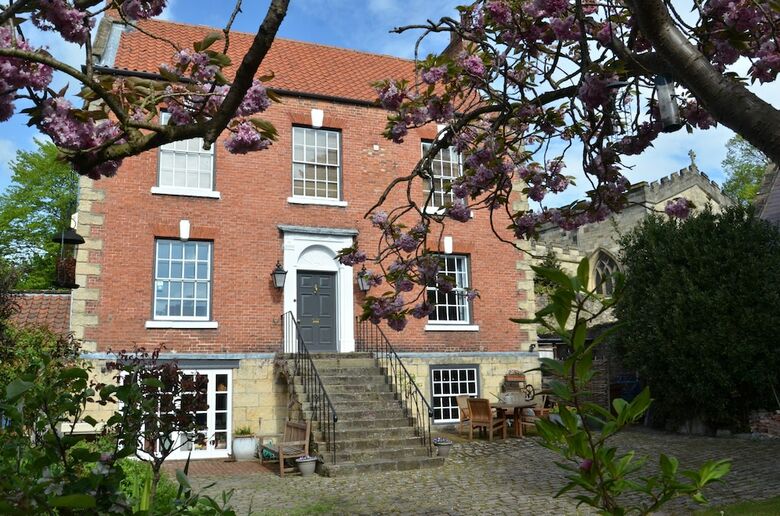 Bed & Breakfast The Old Vicarage Guest House
