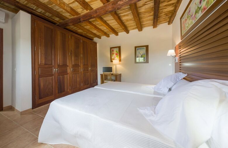 Villa Can Cama
