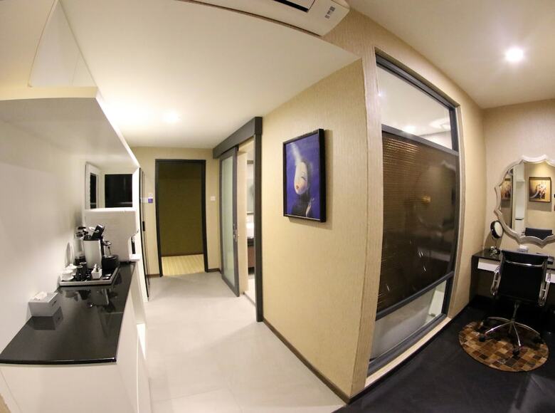 Bedrock Hotel