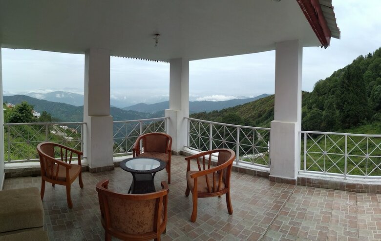 Hotel The Swiss Village Resort