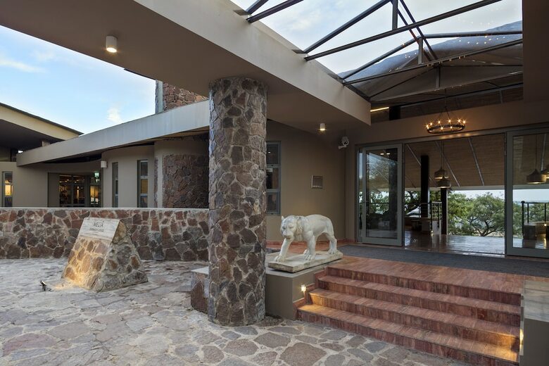 Hotel Melia Serengeti Lodge