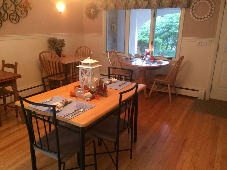 Cranberry Manor Bed And Breakfast Cape Cod