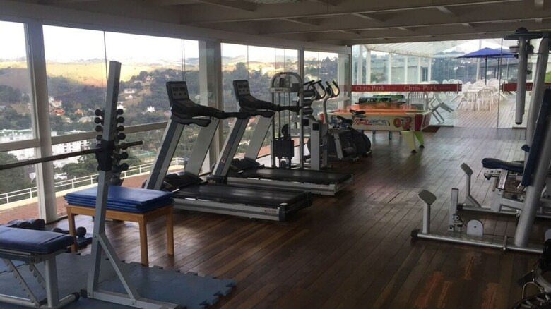 Chris Park Hotel