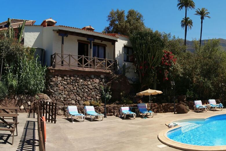 Apartamentos El Olivar - Orujo