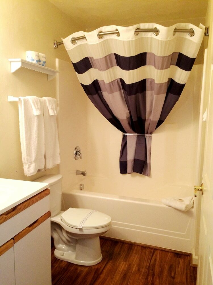 Hotel Affordable Corporate Suites - Statesville