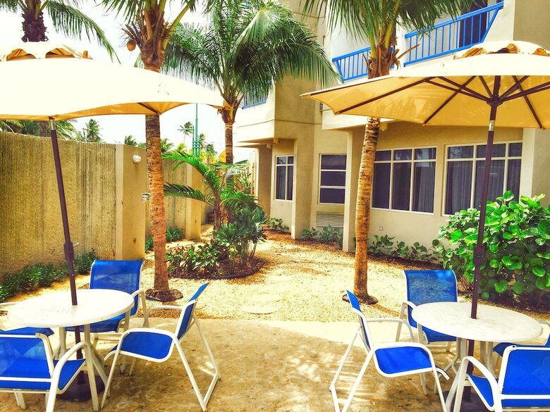 Hotel Comfort Inn & Suites Levittown