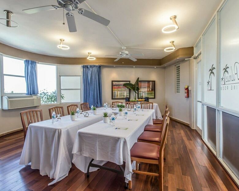 Hotel Comfort Inn & Suites Levittown