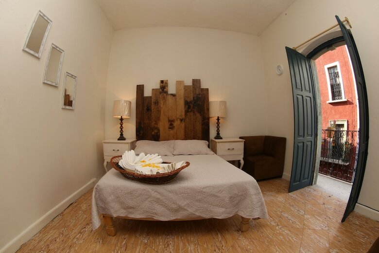 Hotel Hostel Punto 72