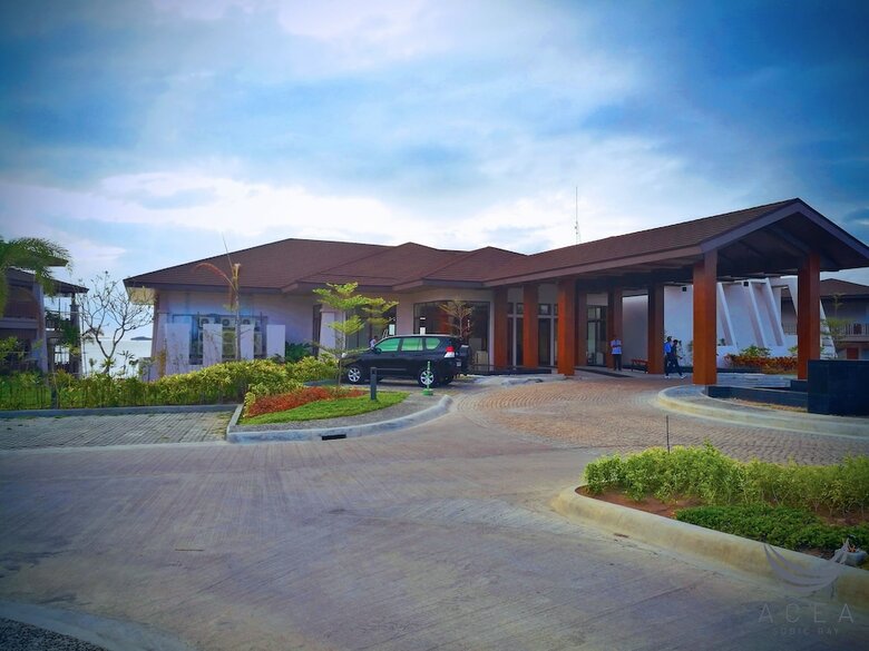 Hotel Acea Subic Bay