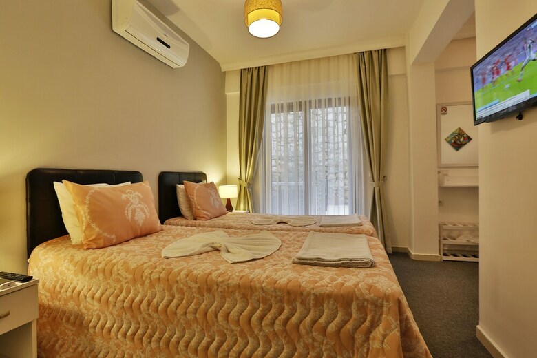 Himm Hotel
