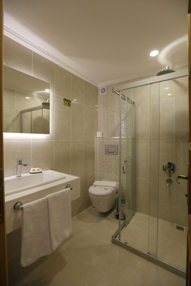 Himm Hotel