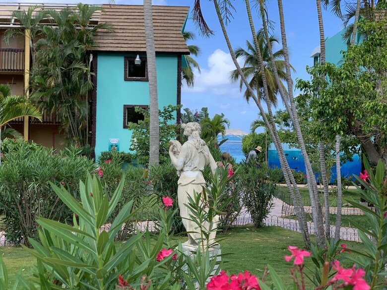 Hotel Emerald Beach Resort