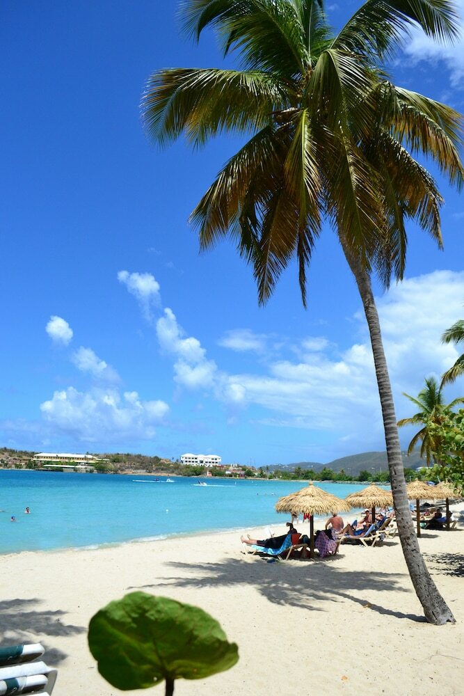 Hotel Emerald Beach Resort