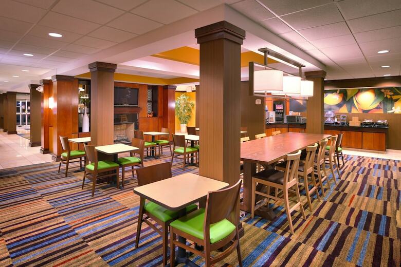 Hotel Fairfield Inn & Suites By Marriott Gillette