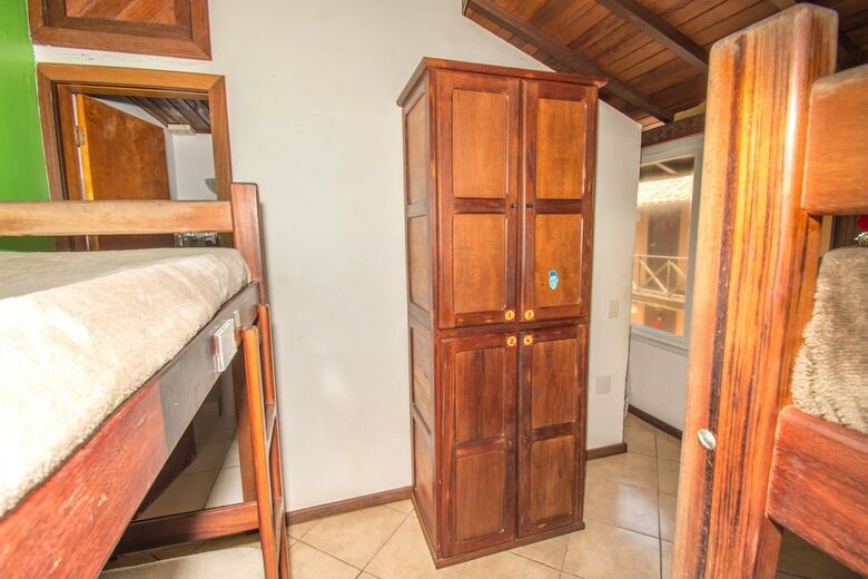 Hostal Bamboo B�zios Hostel