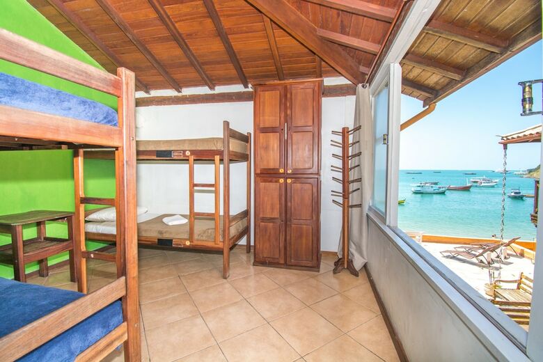 Hostal Bamboo B�zios Hostel