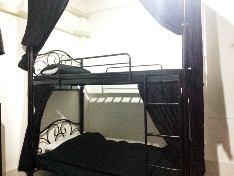 Hostal Caf� And Bar Secret Base