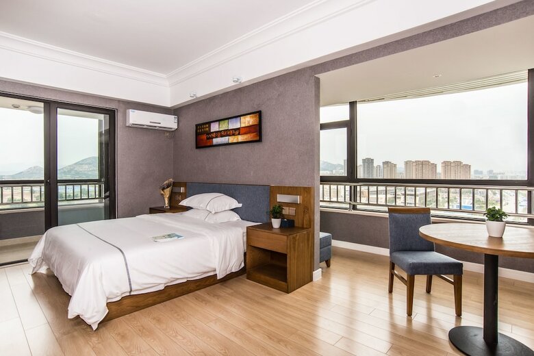 Qingdao Haiyue Home Resort Hotel