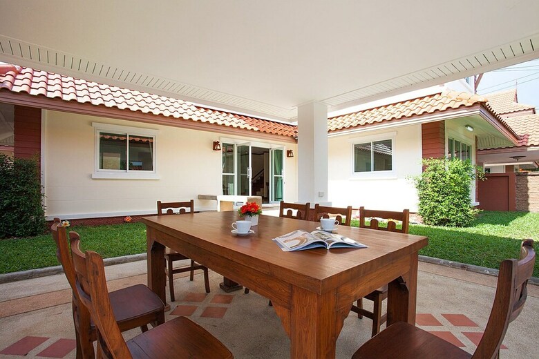 Villa Baan Thai Lanna Pattaya