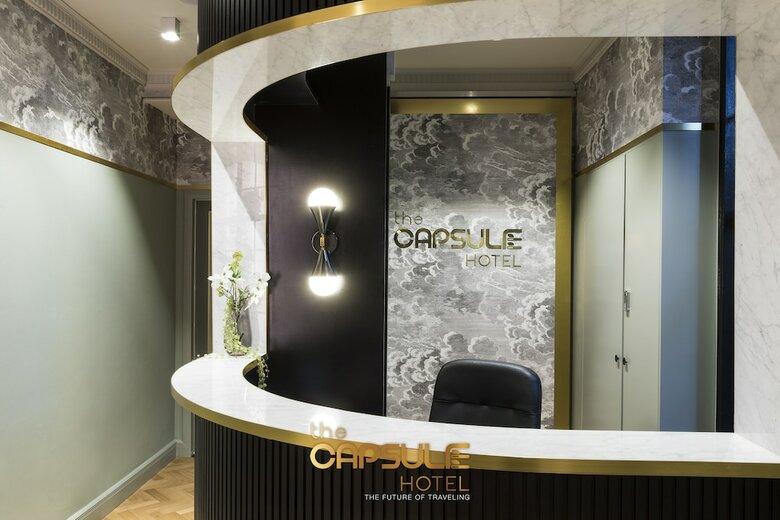 The Capsule Hotel - Hostel