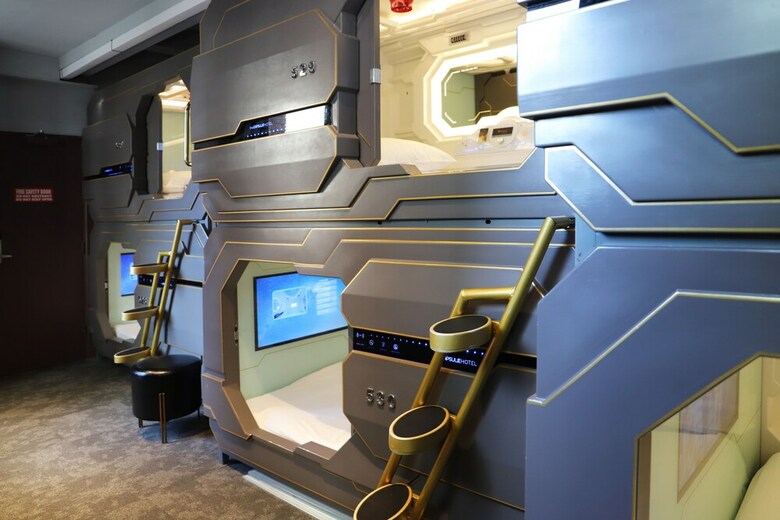 The Capsule Hotel - Hostel