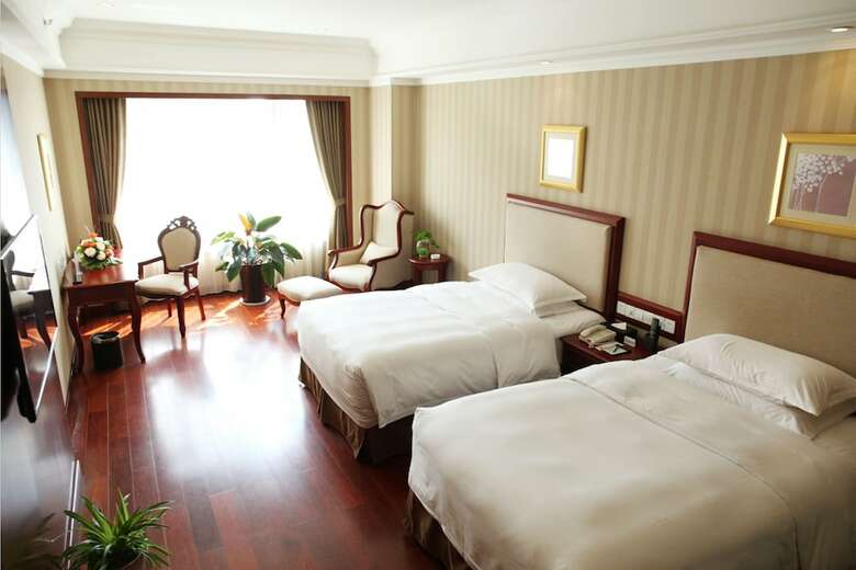 Enrichee Gloria Plaza Hotel Qingdao