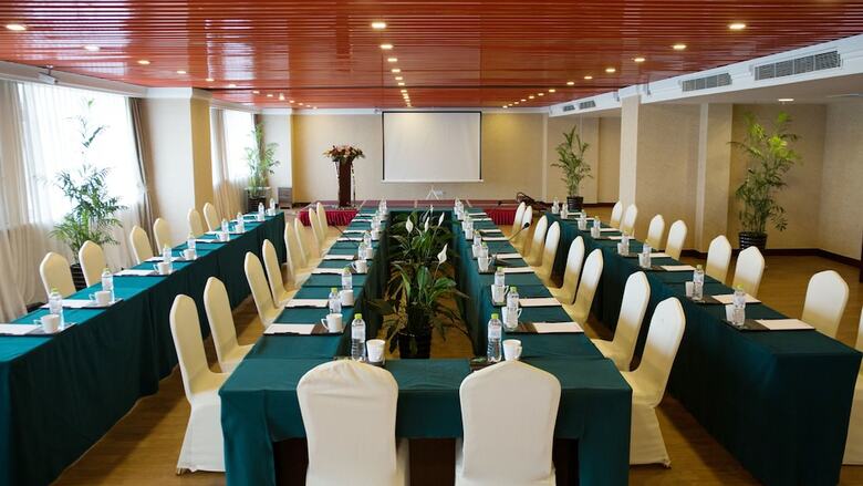 Enrichee Gloria Plaza Hotel Qingdao